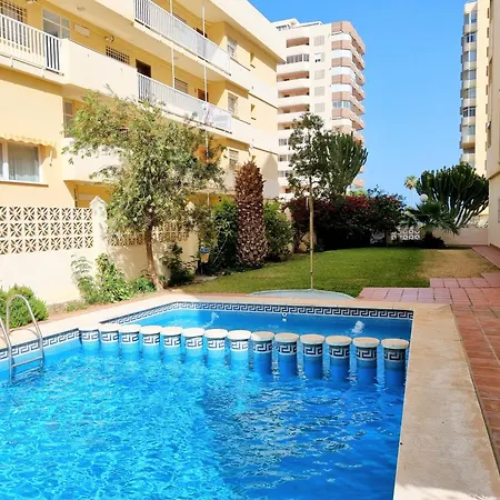 El Pulpo Beach And Pool * Фуэнхирола