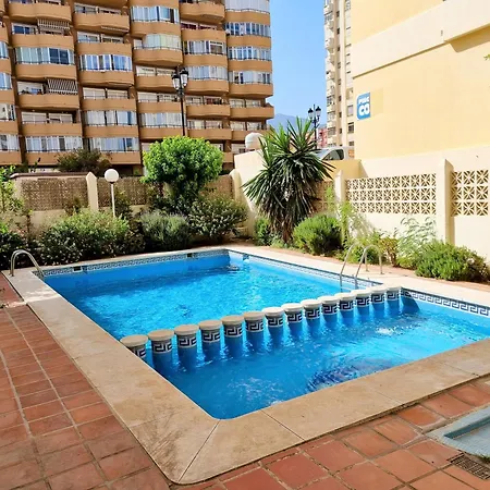 El Pulpo Beach And Pool * Фуэнхирола